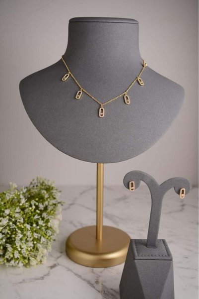 LUXURY JEWELRY قلادة ذهبية مزينة بالزركون الفاخر لإطلالة أنثوية ساحرة