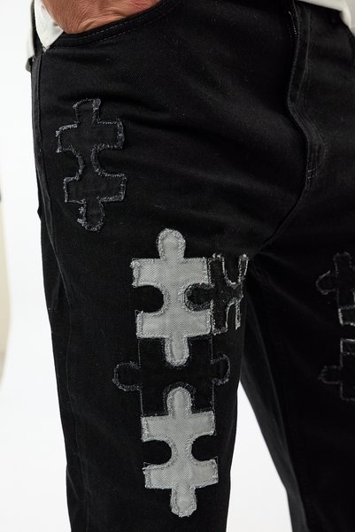 COCOPELLI Pantaloni bărbați din denim negru cu detalii puzzle COC3656