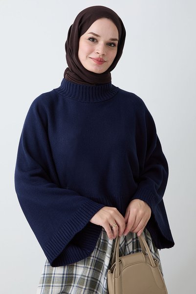 InStyle Kurzer, marineblauer Crop-Strickpullover mit weiten Ärmeln