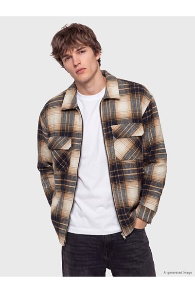 LC Waikiki Rmz Gi̇yi̇m Farkiyla Relax Fit Checkered Embroidered Men's Lumberj...