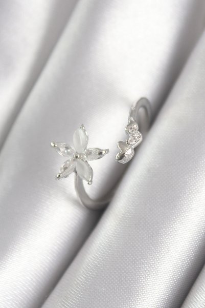 Angel Of Life Brass Silver Color Zircon Stone Flower Model Heart Detail Women...