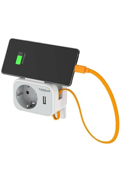 TESSAN TS-332 Προσαρμογέας Πρίζας, 1 Υποδοχή, 1 Θύρα USB-C, 1 Θύρα USB, 10Α