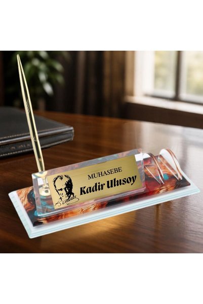 Çılgıntrend Atatürk Siluetli Kişiye Özel Masa İsimliği - İsimli Gold Metal Plakalı Cam İsimlik ve Kalem Seti