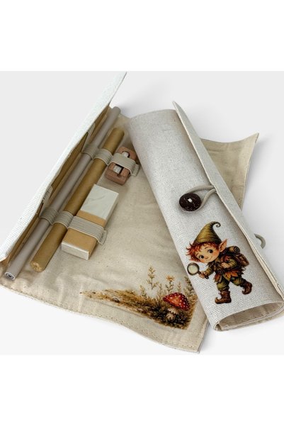 Univers de Zanograf Năsturel Pencil Case