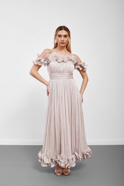 Serica Moda Stone embellished chiffon evening gown with ruffled lining and st...
