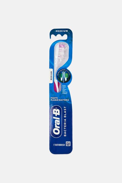 Oral-B Medium Bacteria Blast Toothbrush, Assorted