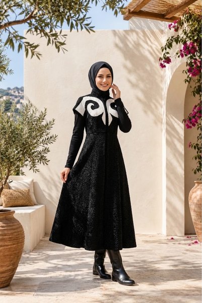 Muslima Wear فيست صوف Tomiris أسود بنقشة عصرية
