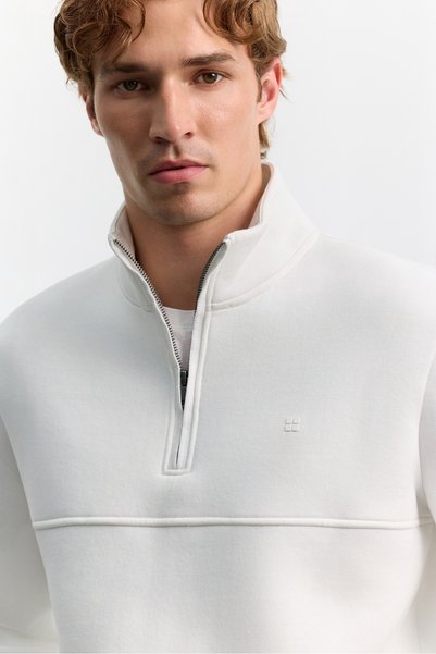 Avva Men's White Stand Collar Zippered 3 Thread Ribbed Sweatshirt A62Y1351