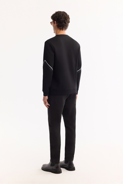 Avva Men's Black Crew Neck Cotton Bi-Stretch Printed Regular Fit Sweatshirt A52Y1258
