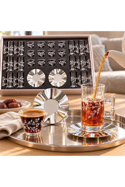 laverahome طقم كاسات وفناجين 36 قطعة بنقوش زهرية ومقابض فضية |