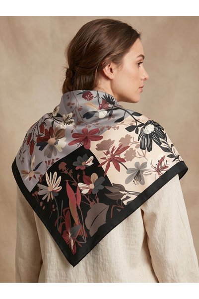 Sultan İpek Floral Patterned Scarf / Bandana 90X90Cm