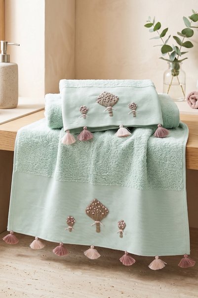 DNZGÜLCAN Tasseled and Embroidered Bath Towel Set |   70X140 cm Bath Towel, 5...