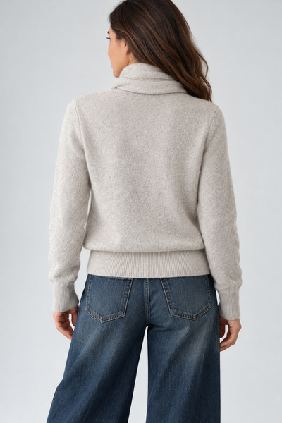 Lupies Women's Crew Neck Wool Knit Sweater with Scarf