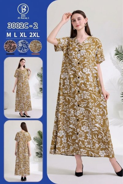BRK Elegant long house shirt with short sleeves, decorated with beautiful pat...