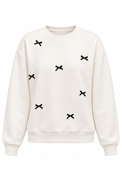 Amia&Co. Women's Oversized Ribbon Detailed Sweatshirt