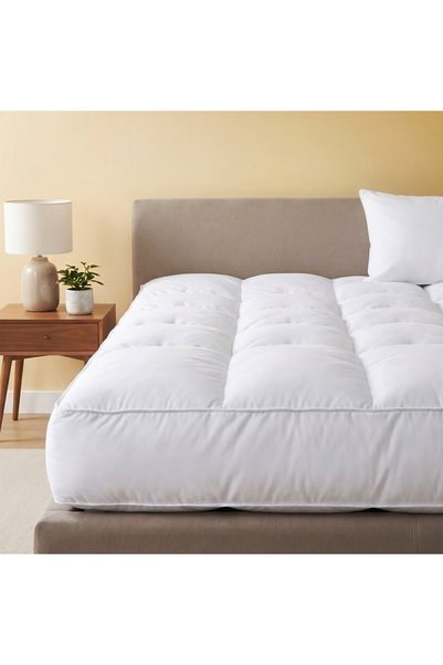 madyaf Beach Resort Package - Hotel Sheet + Felt Cloth + 2 Pillowcases + Mattress Protector + 2 Pillow Protectors + 2 Towels + 2 Bathrobes + 2 House Slippers