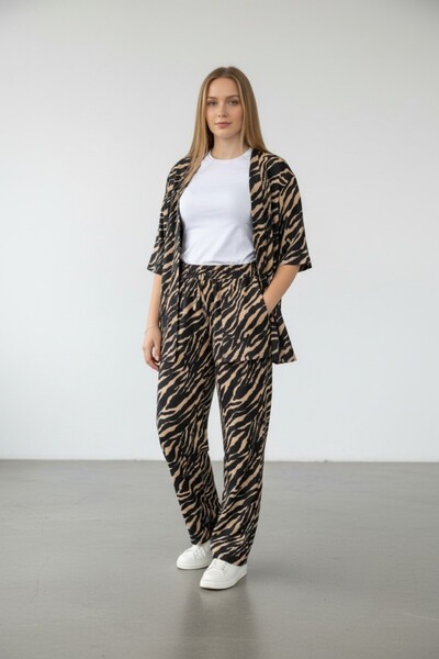 ORLONTEX Women's Brown Zebra Patterned Kimono Wrap Top and Bottom Set