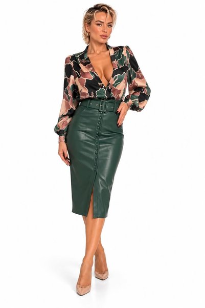 Woman's Fashion Σετ με πράσινη φούστα και μαύρο πουκάμισο