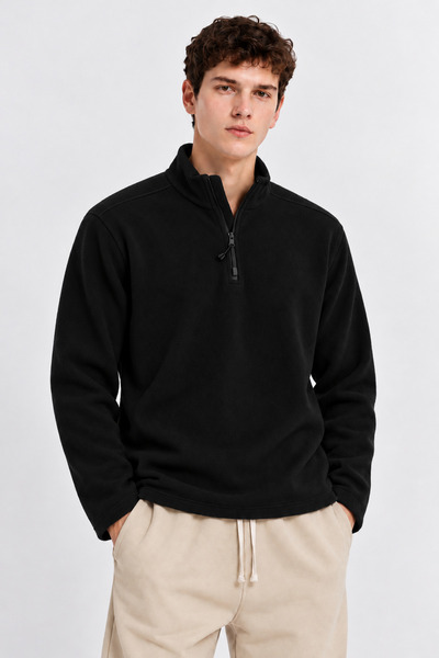 COMBİNE MİCHAİL Locker geschnittenes schwarzes Sweatshirt für Herren mit halb...
