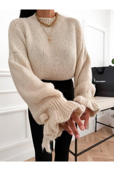 ADAMODA.RO Oversized women's fluffy knit sweater with wide sleeves