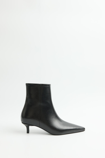 LUTVELIZADE Boots 2603 - Classic Form Pointed Toe Black Women's Boots