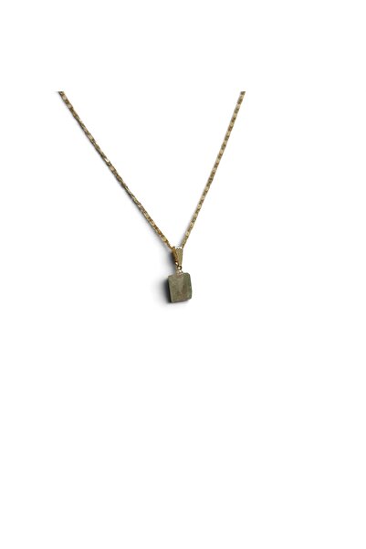 Hedea Natural Green Tourmaline Stone Natural Mass Cut Gold Handle Detailed Steel Chain Necklace