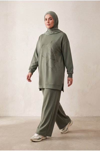 BURRASCA Stone-Embellished Soft Textured Flexible Premium Suit