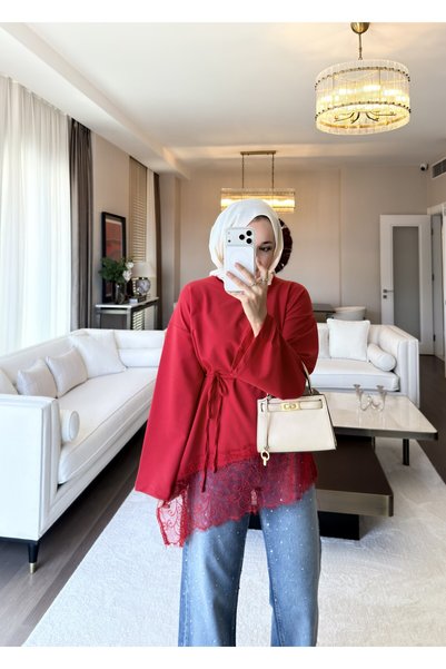 SOİ Asimetrik Dantel Detaylı Sweat Kırmızı