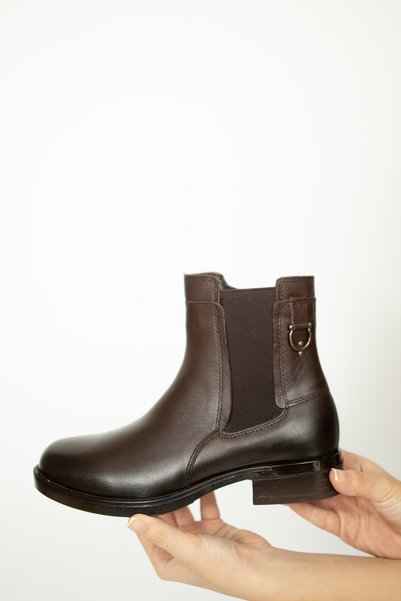 Venüs 1475 Genuine Leather Low Heeled Casual Comfortable Zippered Women's Boots with Rubber Detail on the Sides Real Leather