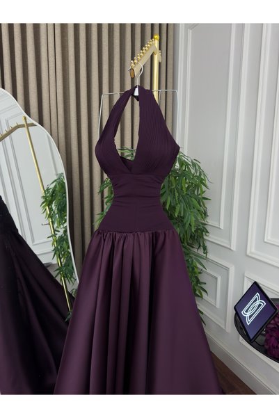 Lauren Luxurious Evening Gown with Chiffon Bodice - Mikado Cloche Skirt with Train - Elegant Purple Halter Neck Design