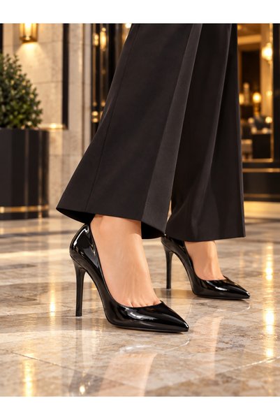 medy Rugan Sivri Burun 11 cm İnce Topuklu Ayakkabı Stiletto