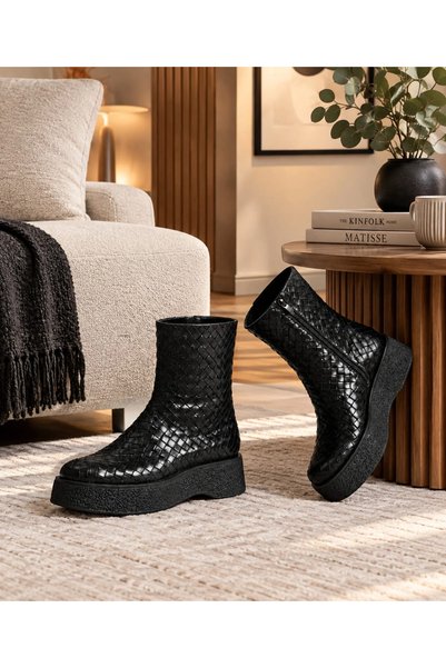 Tibu Ayakkabı Women's Black Knitted Patterned Thick Sole Zippered Boots