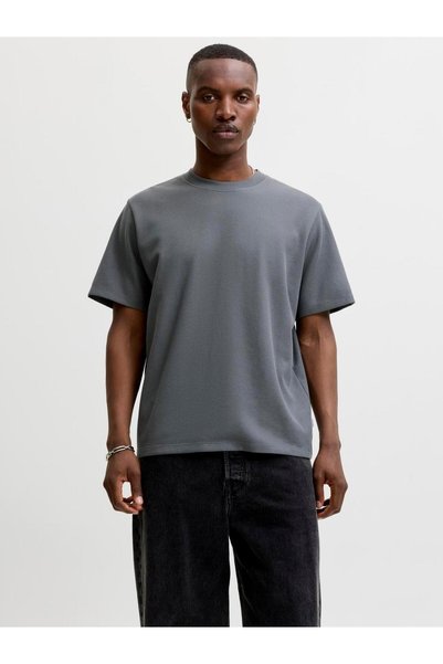 Jack & Jones Мъжка тениска със свободна кройка и кръгло деколте - Остин