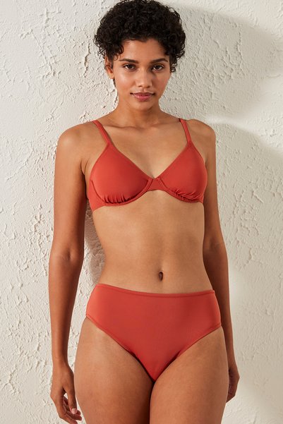 Penti Top de bikini de bază cu sârmă, culoare scorțișoară