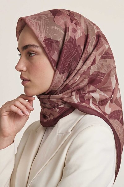 Levidor Floral Patterned Royal Scarf Violet