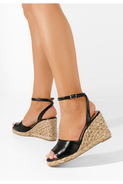 B T Shoes Sandale cu platforma Sionia negre