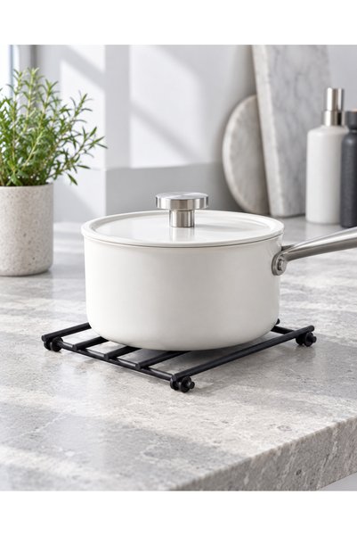 Okyanus Home Black Square Trivet