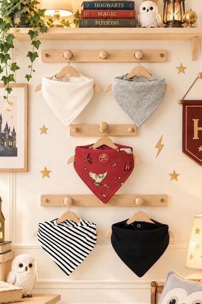 Lumos Trade Unisex Baby Organic Fabric Black and White Patterned Scarf Food Bib - Drool Bib 5 Pieces