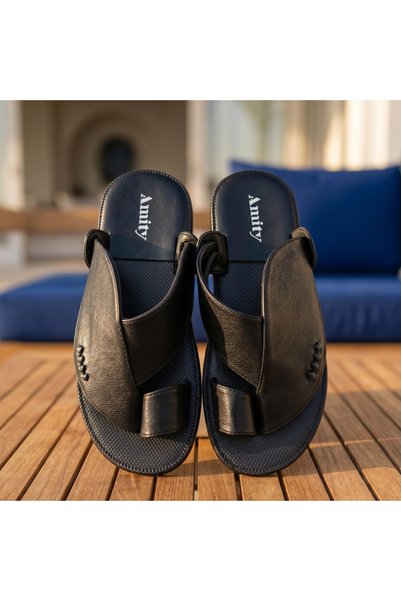 Amity Footwear KSA صندل رجالي من الجلد مصنوع في السعودية، مزين يدويًا مع نعل ...