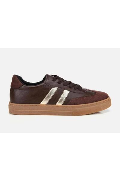Kahverengi süet burun detaylı kadın sneakers