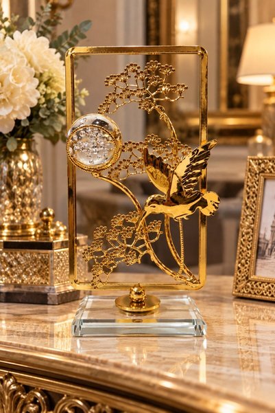 Lexi Bella Lüks Sinek Kuşu Ağaç Motifli Gold Metal Biblo Kristal Küreli ve Ta...