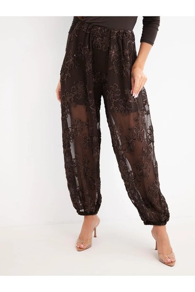 Kesi Pantaloni de damă aladynki brodați floral cu manșete maro