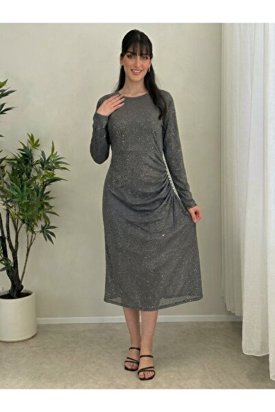 Oliver Elegant Evening Gown with a High-End Sparkle