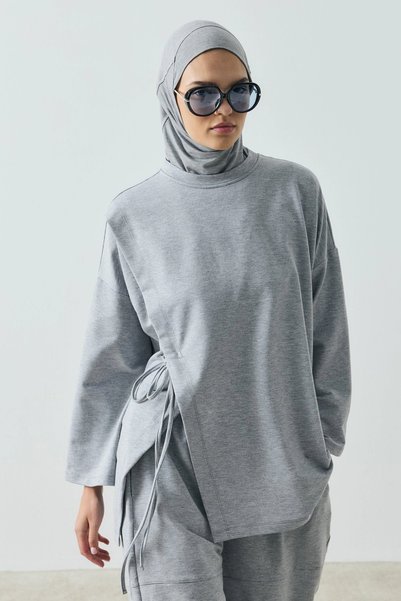 QANU Elva Slit T-Shirt Gray