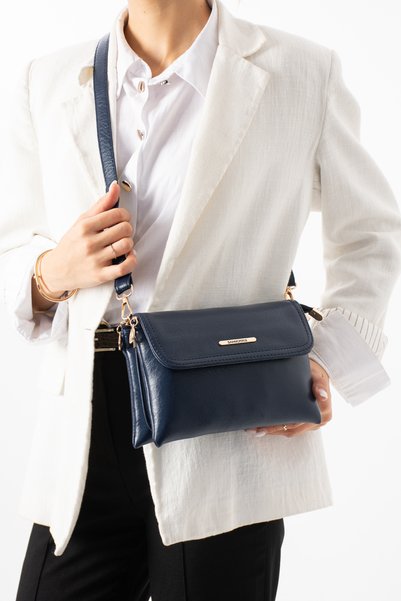 çkn sedat çakan çanta & fular & aksesuar Women's Multi-Compartment Soft Crossbody Shoulder Bag with Snap Closure