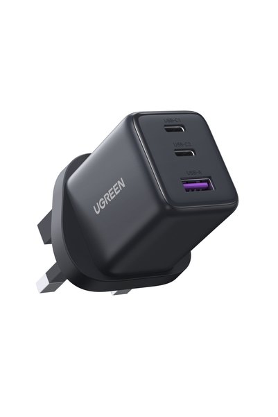 Ugreen شاحن جداري USB-C بقوة 30 واط وثلاثة منافذ، محول GaN سريع الشحن، شاحن م...