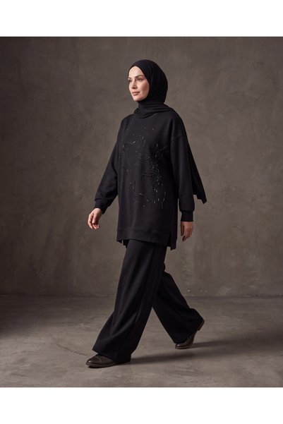 BURRASCA Stone-Embellished Soft Textured Flexible Premium Suit