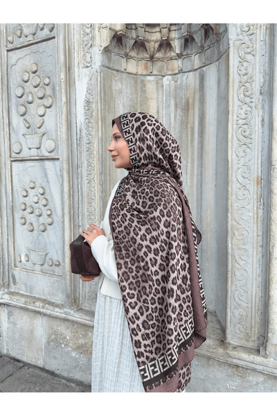 Hepsi Moda Leopard Pattern Digital Bamboo Knit Shawl - Dark Mink