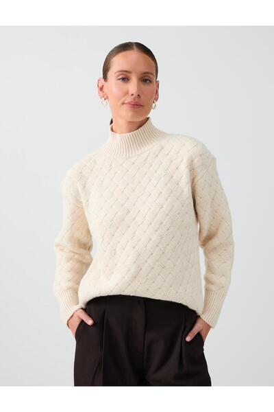 Jimmy Key Stone Pearl Detailed Turtleneck Textured Knitwear Sweater