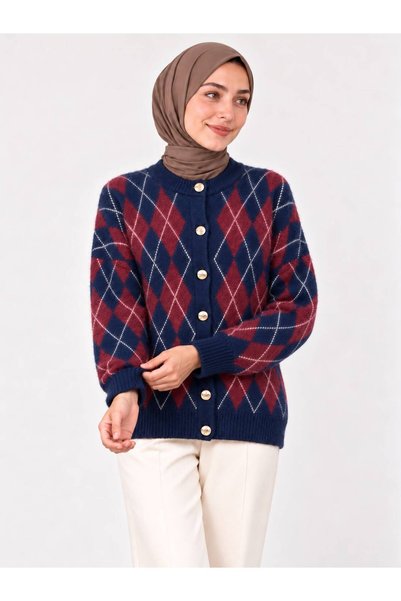 Sfg Life Moda Women's Crew Neck 7-Button Diamond Patterned Bearded Fuzzy Knitwear Cardigan
